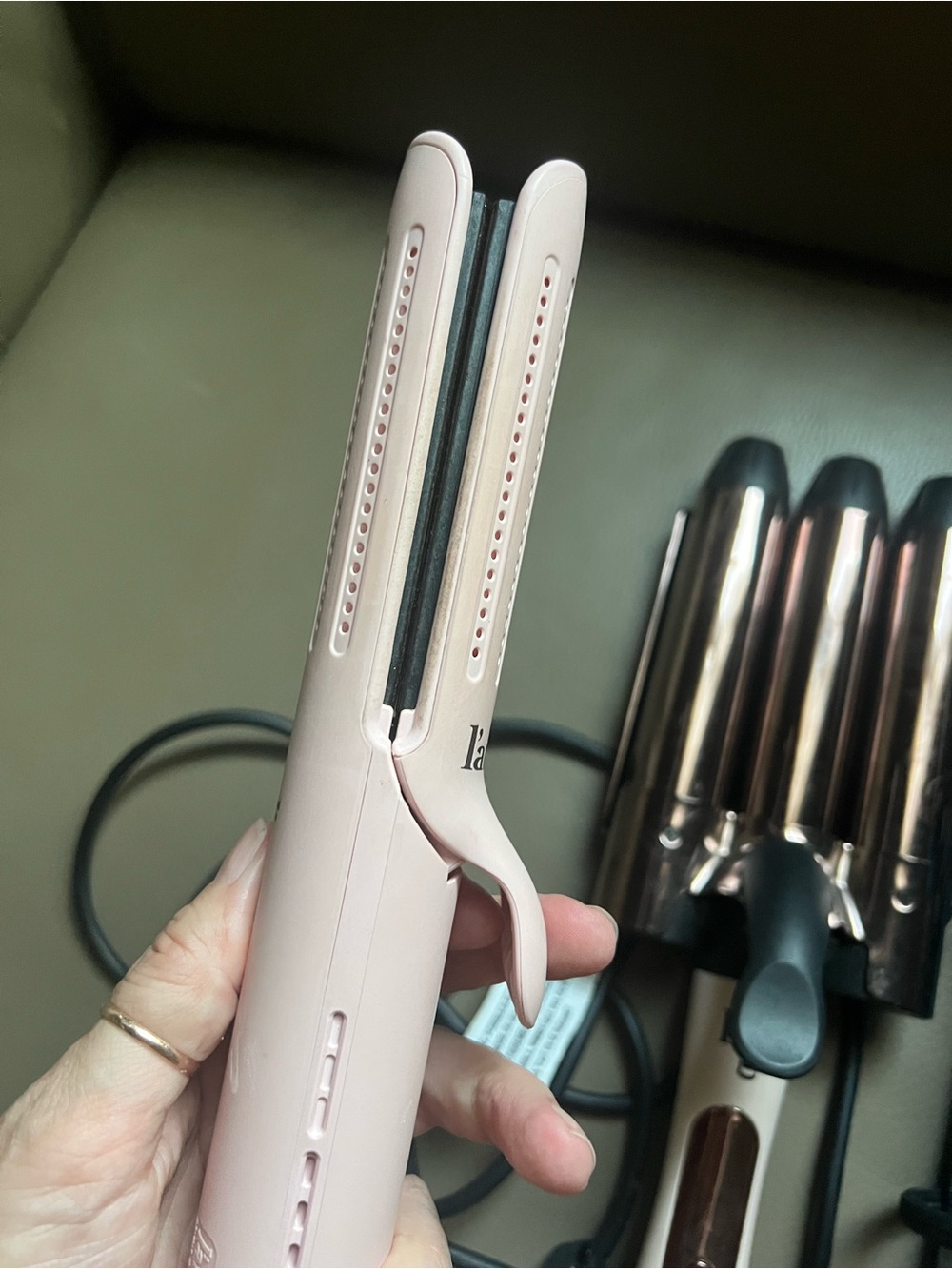 BaBylissPRO Blue Nano Titanium Mini Flat Iron for Women - Picture 3 of 8